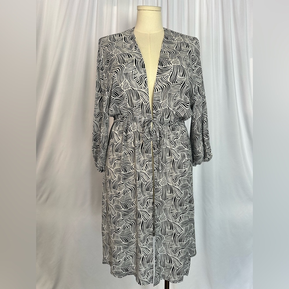 LOFT Black & White Abstract Print Tie-Front Midi Cover Up Dress | Size M/L(1228) - Picture 3 of 14